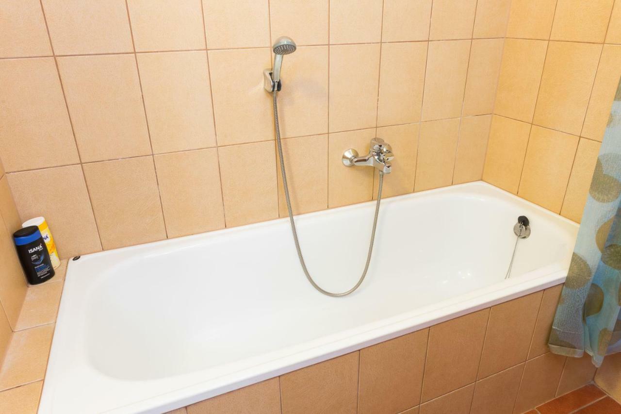 Mse Apartman Мисколк Екстериор снимка