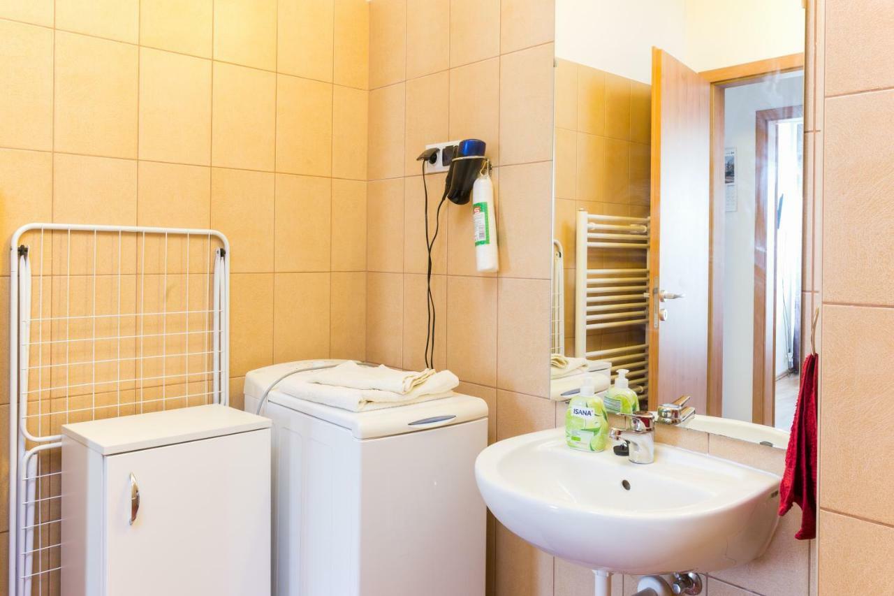Mse Apartman Мисколк Екстериор снимка
