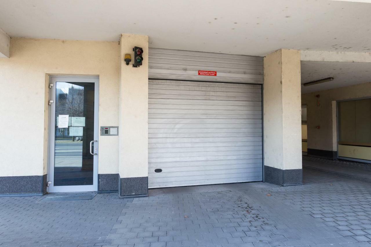 Mse Apartman Мисколк Екстериор снимка